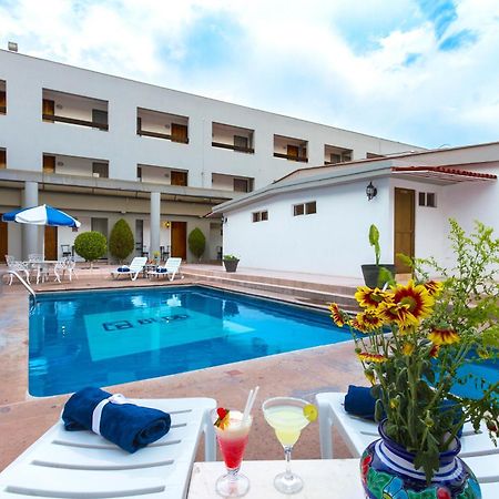 Hotel Bedd Express Querétaro Exteriör bild