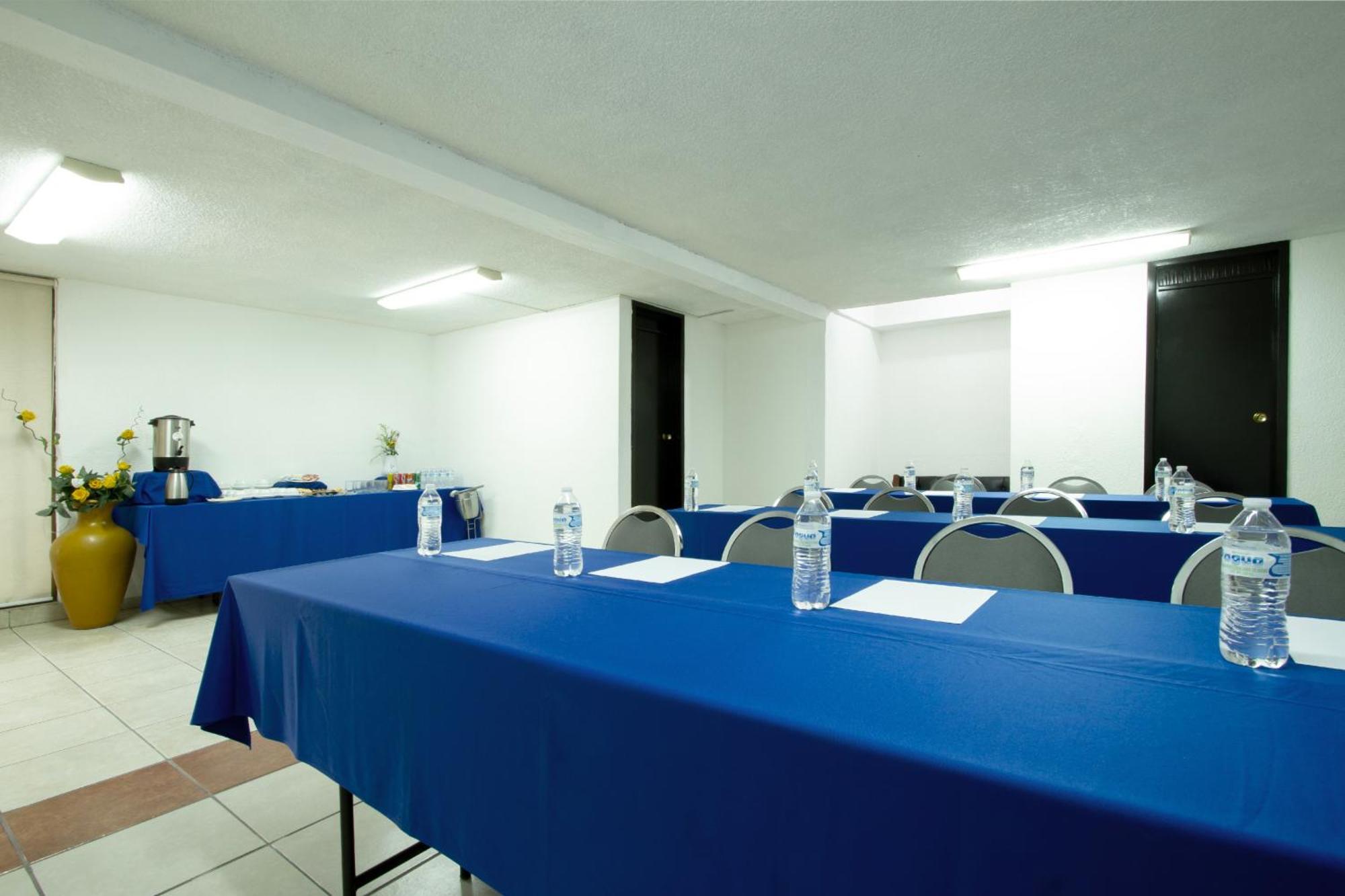 Hotel Bedd Express Querétaro Exteriör bild