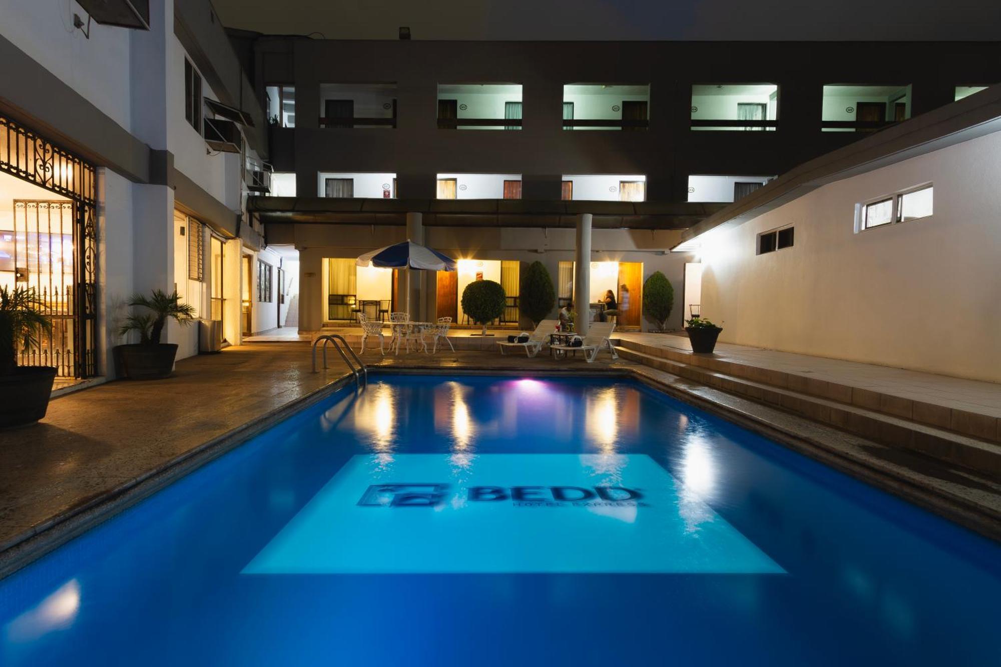 Hotel Bedd Express Querétaro Exteriör bild